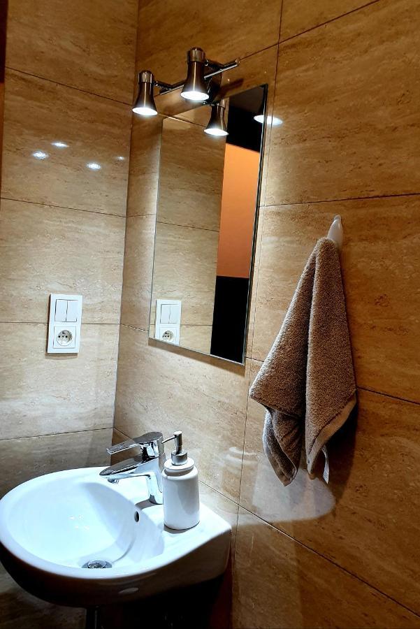Topolove Rooms & Apartments Krakow Exterior photo