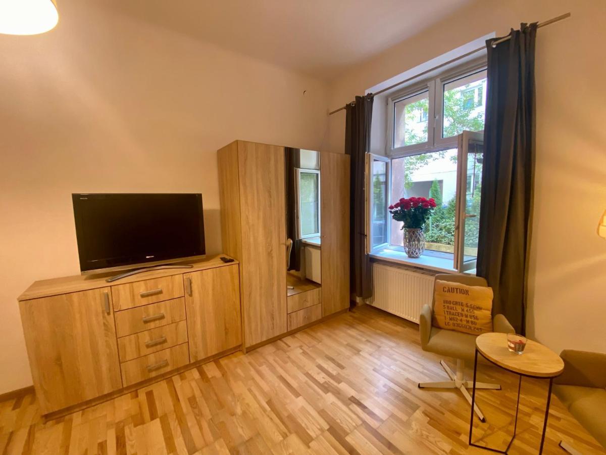 Topolove Rooms & Apartments Krakow Exterior photo